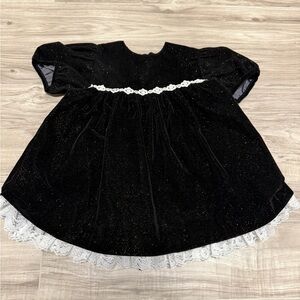 Vintage Bbs Black/Gold Glittery Velvet Dress with Lace Trim Baby Size 18 Months